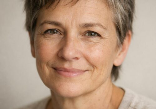 Mimikfalten zwischen Jugend und Reife: Wann die Haut erste Geschichten erzählt